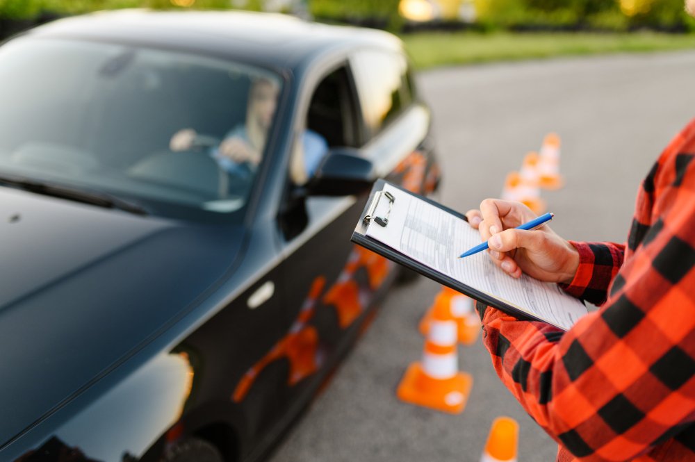 Driving test preparation classes in Brampton